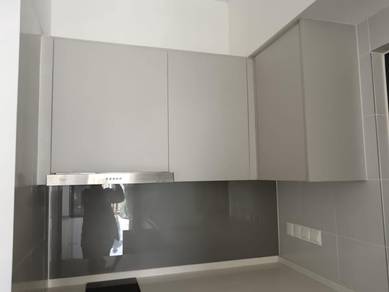 M Arisa, Renovated unit, Fridge & Washing Machine, 1Carpark, Oct Avail