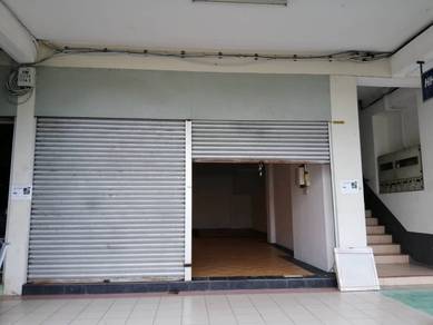 Strata  Commercial Shop  Ground Floor Chonglin Park Kuching for SALE