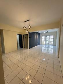 Sri Raya apartment 1000sf Kajang Taman sepakat Indah Reno Nice unit