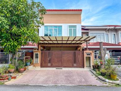 FACING OPEN RENOVATED Double Storey Terrace Laman 2 Bnadar Seri Putra
