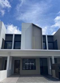 Sunway Citrine Brand New Facing Lake View For Sale 2 Storey Cluster
