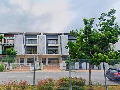 2.5 Storey Terrace House, Sutera Damansara (Sutera Spring)