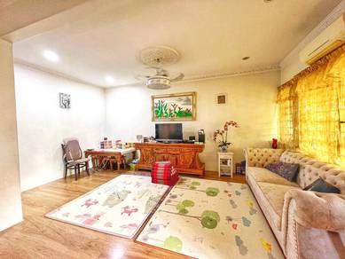 FREEHOLD CANTIK 2 Storey unit at USJ 12, Subang Jaya