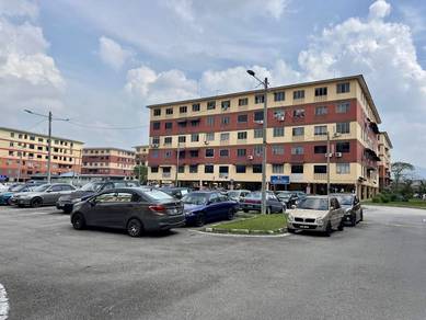 KULAI Indahpura Temenggong Flat Apartment Level 5, Renovated Full Loan