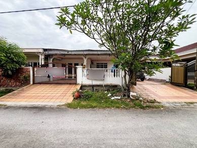 EXTENDED KITCHEN Single Storey Semi D Taman Sg Jelok Kajang