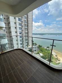 Balcony room (Full Sea View) at Country garden danga bay-near CIQ