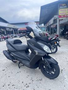 SYM EVO 250 i Tiptop scooter