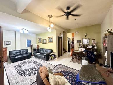 2 Storey Terrace, Jalan Suakasih Bandar Tun Hussein Onn, Cheras