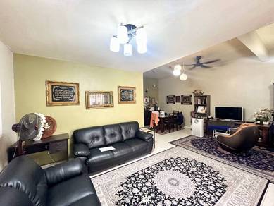 2 Storey Terrace, Jalan Suakasih Bandar Tun Hussein Onn, Cheras