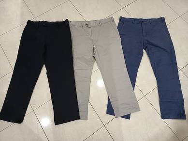 Uniqlo cotton chinos size 32-33inch