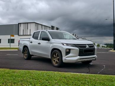 {2021}Mitsubishi TRITON 2.5 (M) QUEST Car King F/L