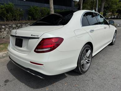 Mercedes Benz E200 1.5 EQ-BOOST AMG SPORT