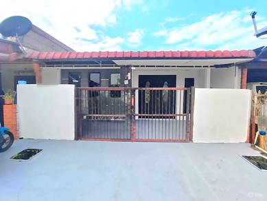 [FACING OPEN‼️FULL LOAN] 1 Tingkat Tmn Jugra Jaya, Banting - 5 min Sek