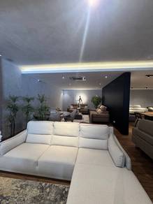 PJ Jln University Main Road Single Storey Commercial Bungalow For Rent