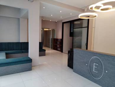 PJ Jln University Main Road Single Storey Commercial Bungalow For Rent