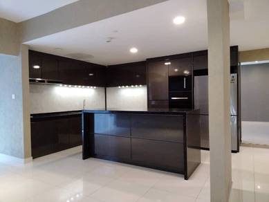PJ Jln University Main Road Single Storey Commercial Bungalow For Rent
