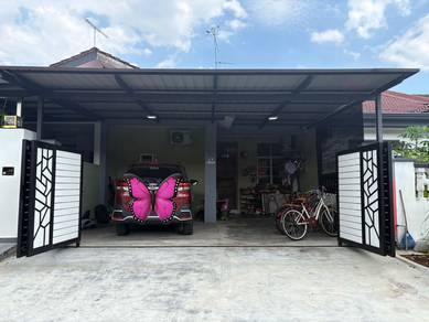 Jalan Sri Putri, Taman Putri Kulai