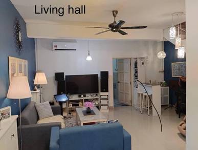 saleng double storey renovated near airport good condition