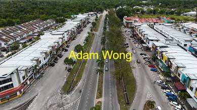 FACING MAINROAD END LOT BIGGER SIZE 3 Sty Shoplot Bandar Laguna Merbok