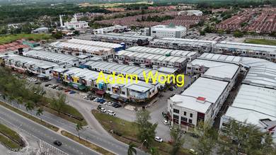 GOOD LOCATION 2 Storey Shoplot Bandar Laguna Merbok For Sale