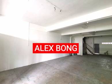 FACING MAIN ROAD INTERMEDIATE SHOPLOT FOR RENT At JALAN PENDING