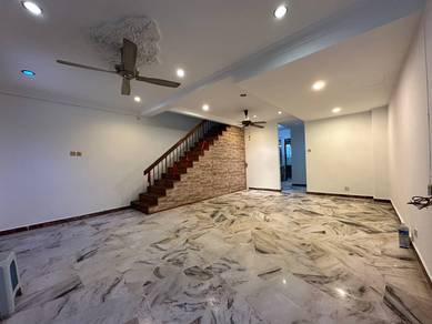 Double Storey Terrace House Taman Saujana Puchong SP7 Puchong