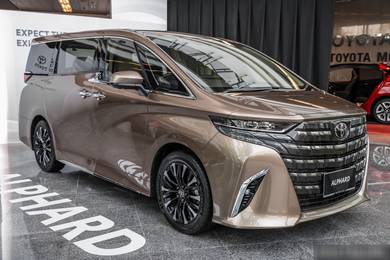 Toyota ALPHARD 2.4 EXECUTIVE LOUNGE MY23