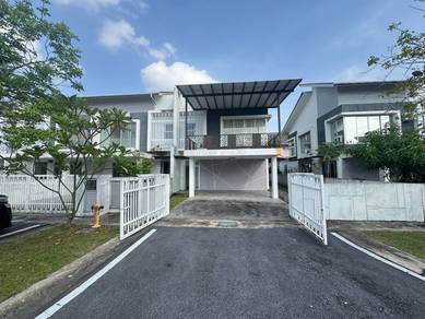 Fully Renovated | Extra Land | DOUBLE STOREY CLUSTER  JALAN TIMUR 4/2E