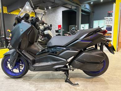 Yamaha Xmax V2