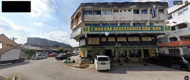 Taman Permata Corner Shop (Ground Floor + Mezzanine Floor) Great Unit