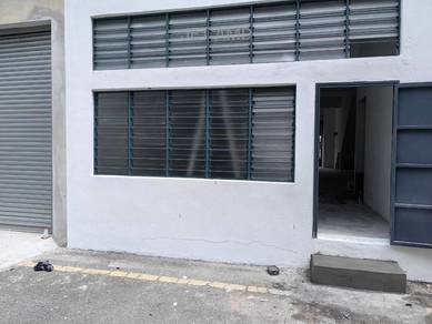 Bandar Bukit Raja, Klg (Taipan)  2 Sty Ground Floor Shoplot For Rent