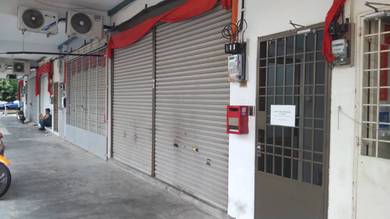 Commercial Shop Lot