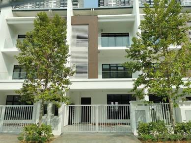 [BELOW MARKET 180K]3Storey Freehold Terrace Gated Avens Residence