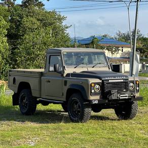 Rare Unit‼️ 2011 Land Rover DEFENDER 2.4L