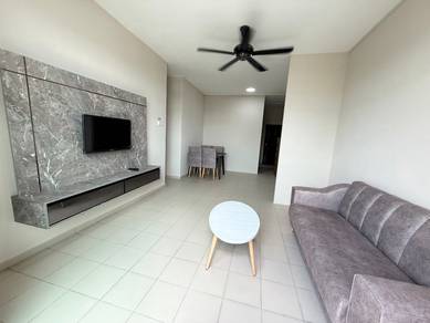 Lake View Suites Apartment / Mount Austin  / Tebrau
