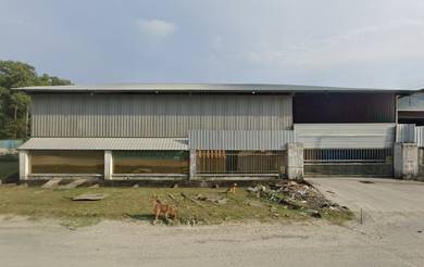 Fully Covered Detached Warehouse at Senadin