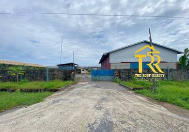 Warehouse with a Spacious Land at Kuala Baram