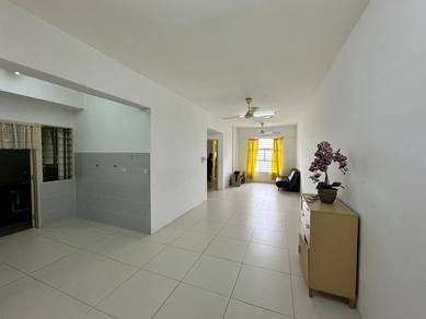 Calisa Apartment 883sf Puchong Taman mas koi prima the wharf D'aman