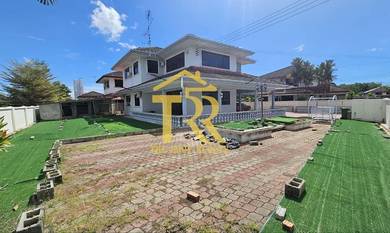 Double Storey Bungalow at Desa Seri, near Boulevard Commercial Centre