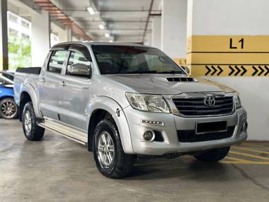 Toyota HILUX 2.5 G VNT DOUBLE CAB 1 OWNER 4X4