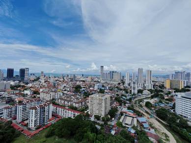 High Floor Condo with View @ Beacon Executive Suite