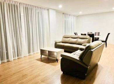 Mckenzie Avenue Apartment ❣️ 1520 sqf (Fully furnished)