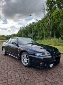 Nissan Skyline GT-R (R33) BCNR33 RARE STOCK
