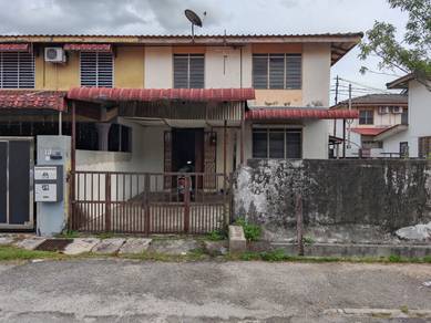 Teres 2 tingkat extra tanah tepi, Taman Kledang Menglembu