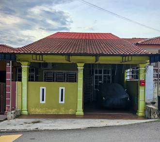 Teres setingkat Taman Harmoni,Kuala Kangsar Perak