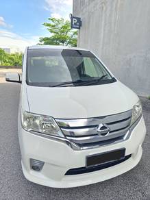 Nissan SERENA 2.0 S-HYBRID HIGHWAY STAR