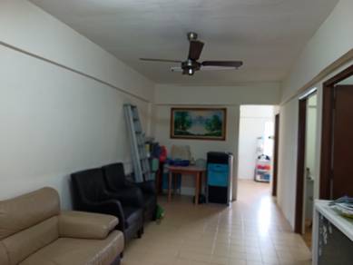 Beautiful Apartment Pangsapuri Orkid, Bandar Mahkota Cheras for sale