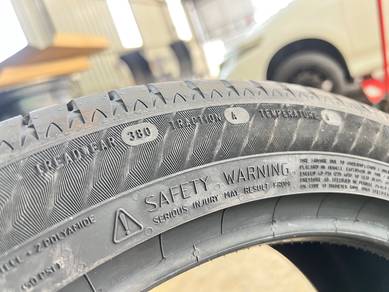 Tayar Baru 225 45 17 Continental Ultracontact UC7