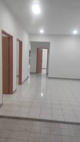 Single Storey Kulai Jalan Nuri Bandar Putra / Low depo / New Paint