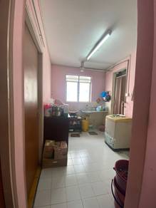 Flat Taman Daya Jalan Pinang 3